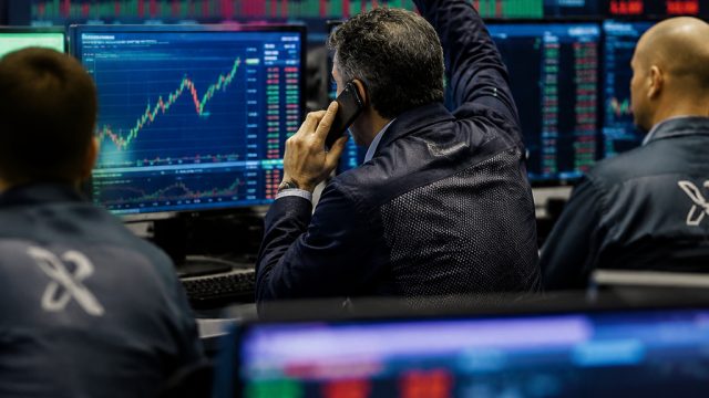 Market Recovery: Dow and S&P 500 Bounce Back After Tech Stocks Decline