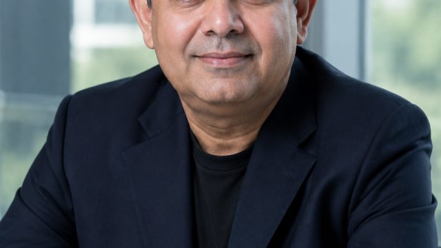 Vishal Sikka's Bold Comeback: $32 Million for AI Startup Success