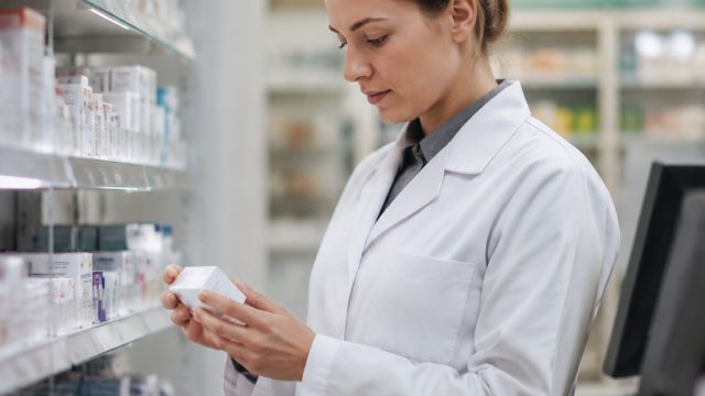 Redcare Pharmacy's Strategic Shift Fuels 11.2% Share Surge
