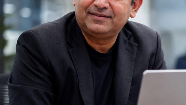 Vishal Sikka's New AI Startup Paves Way for Innovative IT Solutions